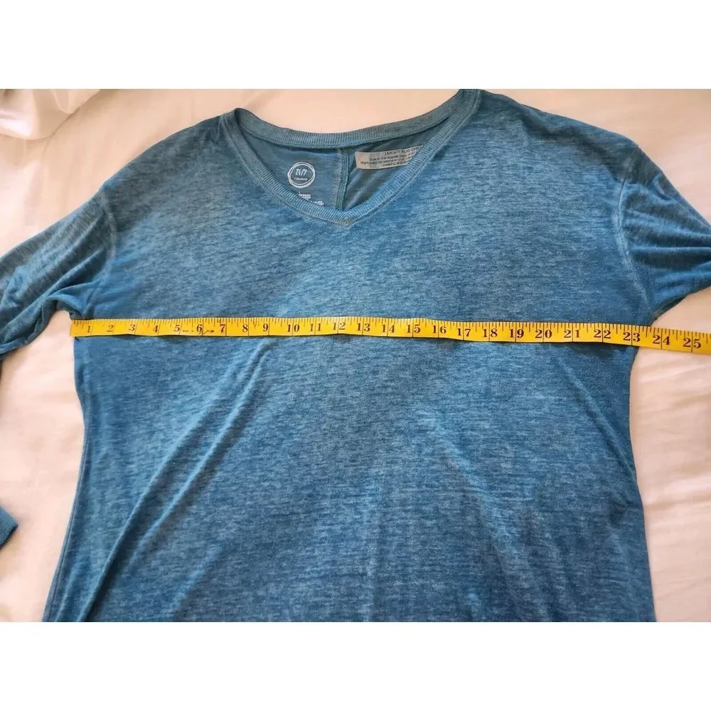 Maurices 24/7 Women's  V-Neck Lightweight Sweater Long Sleeve Cotton Blue size L